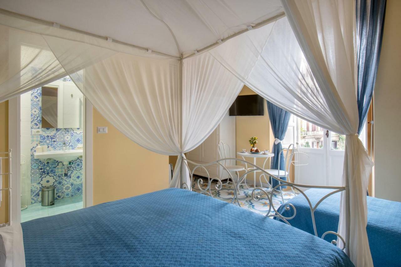 Regina Elena Bed & Breakfast Napoli Dış mekan fotoğraf