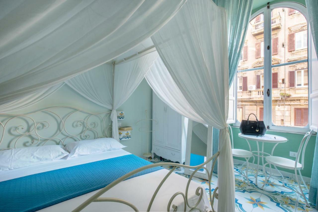 Regina Elena Bed & Breakfast Napoli Dış mekan fotoğraf
